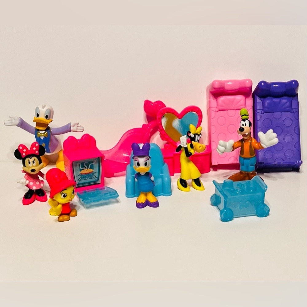 Minnie Mouse Disney Lot of 12 Items